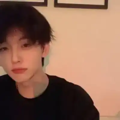 董麟星